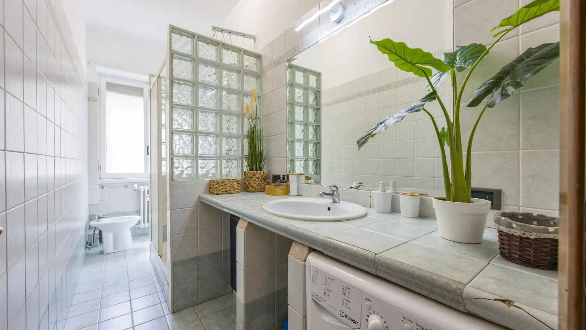 Apartment Metro San Paolo -Air Conditioning-Wifi-Tv55